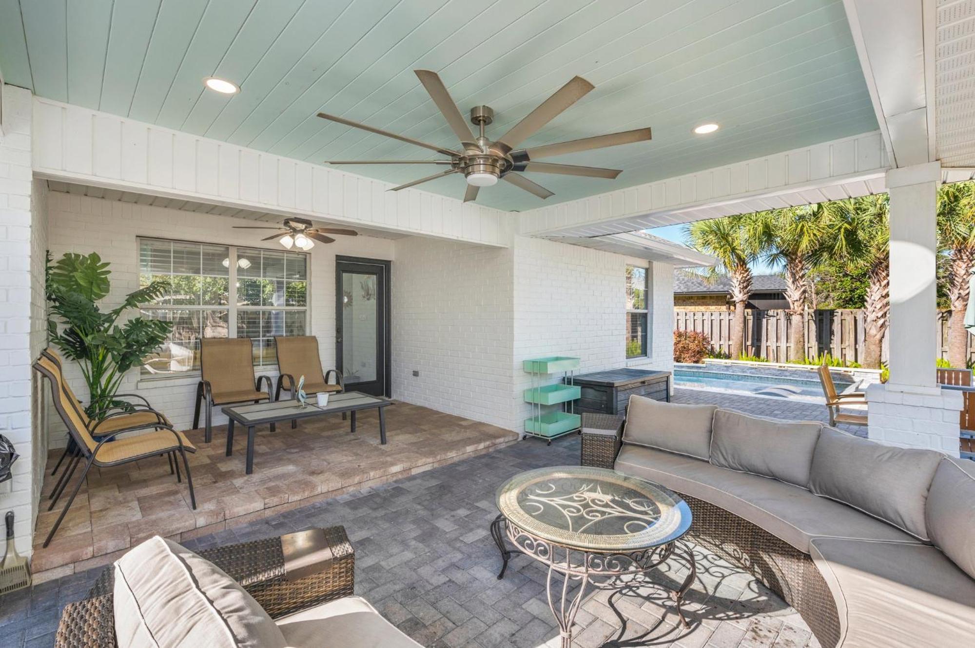 Beautiful Pet Friendly Home! Tropical Pool, Optional Golf Cart & Pool Heat, Minutes To Beach دستين المظهر الخارجي الصورة